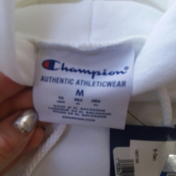 SOLD! BRAND NEW CHAMPION MICHIGAN HOODIE - Picture 7 of 7